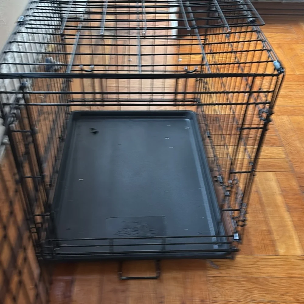 Sturdy Black Pet Habitat Cage